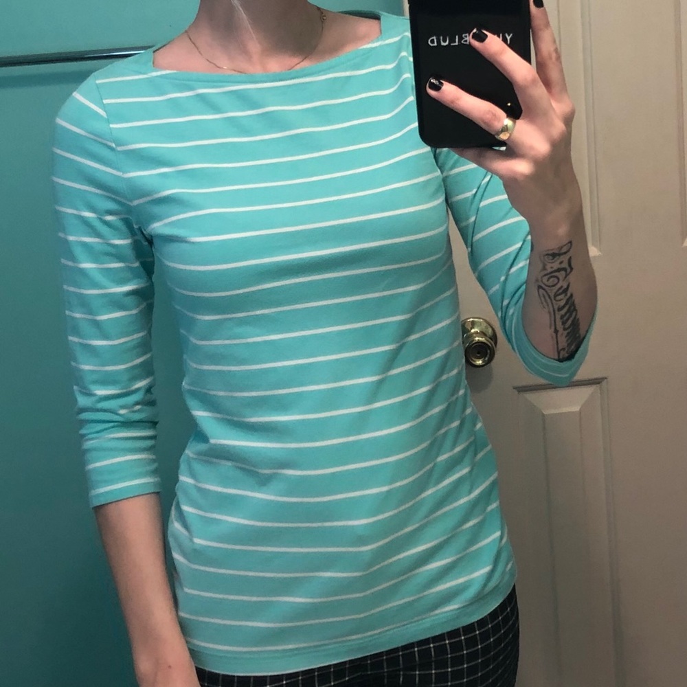 Blue pin stripe quarter sleeve top